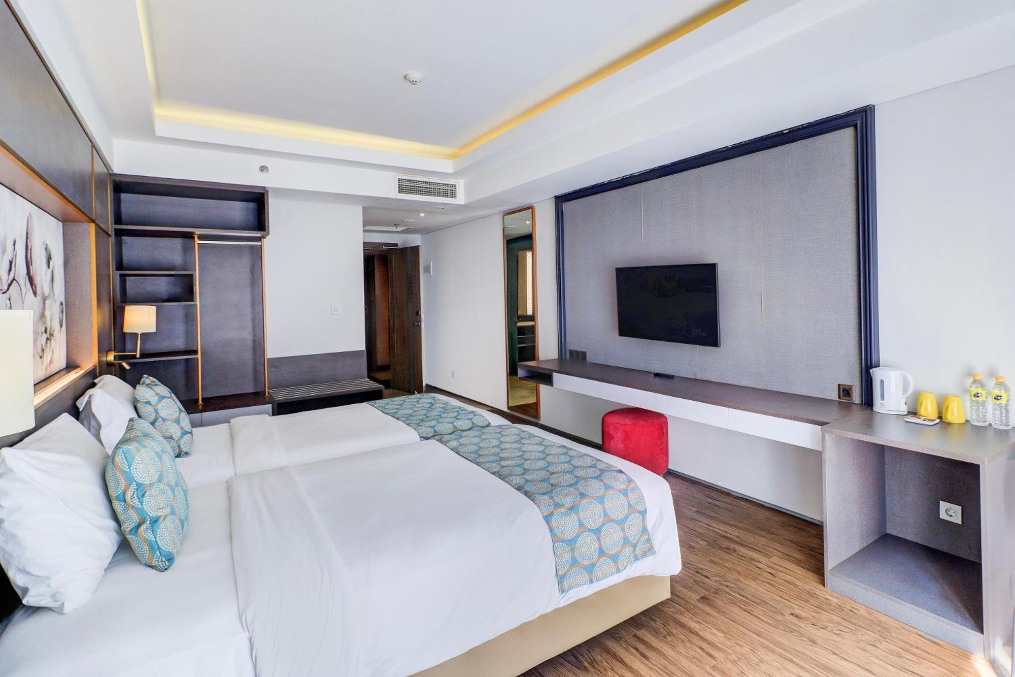 Hotel Sunday Hotel Arshika Sunset Road 4*