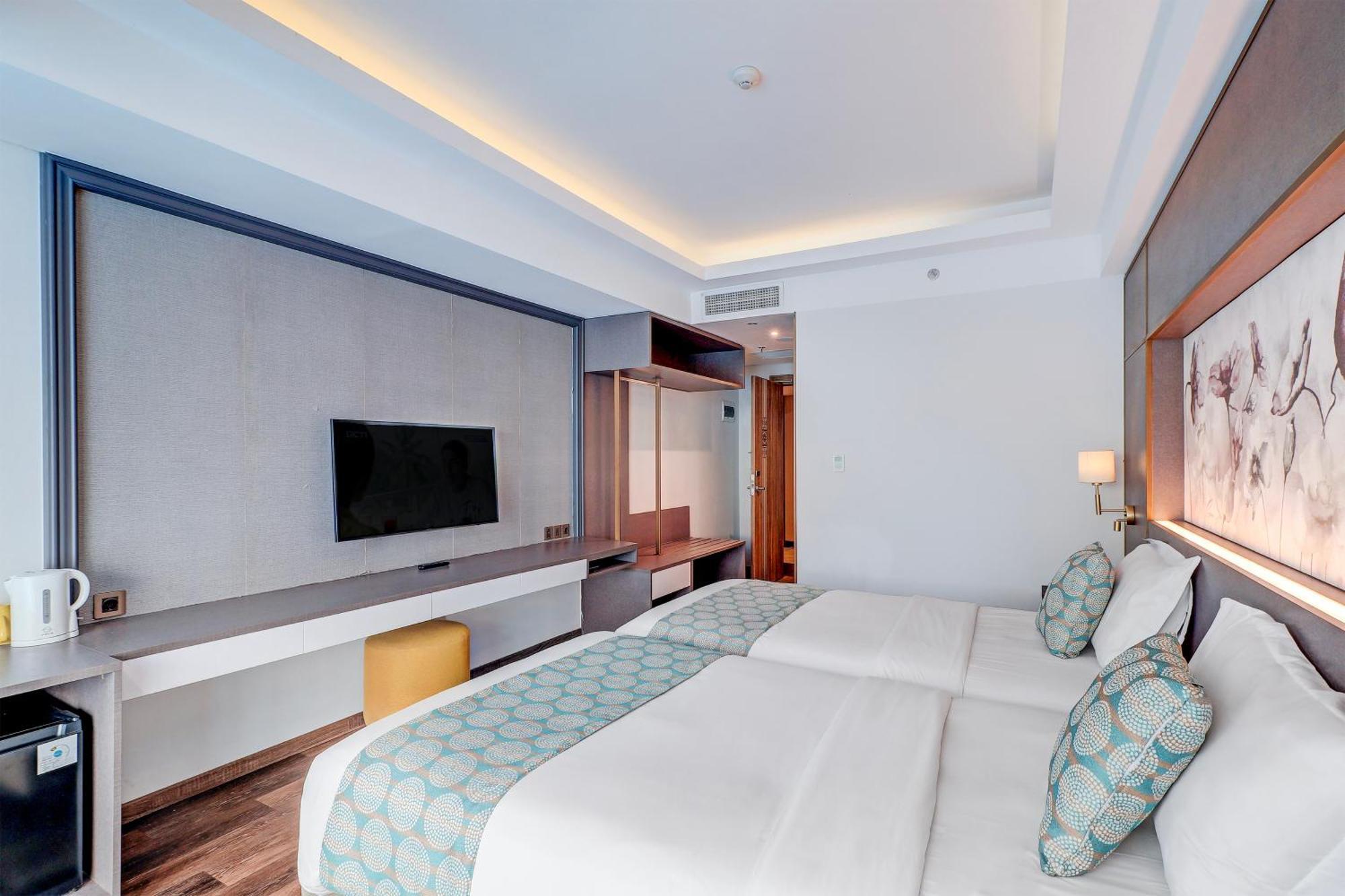 Sunday Hotel Arshika Sunset Road Hotel 4*