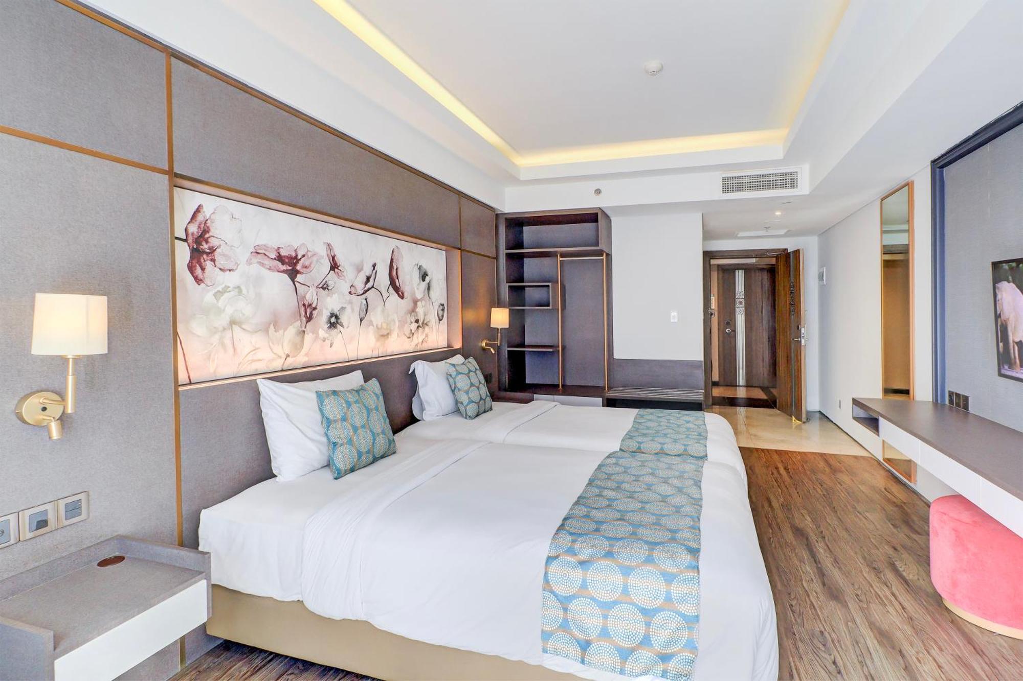 Sunday Hotel Arshika Sunset Road 4*